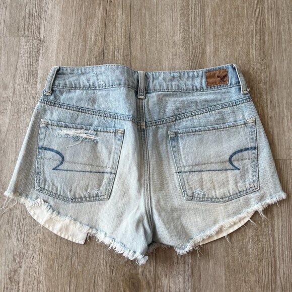 Womens American Eagle Light Wash Hi-Rise Shorts - 6 - Picture 3 of 6